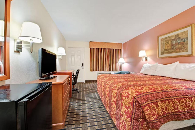 Bedroom 2, Day Star Dallas, Dallas