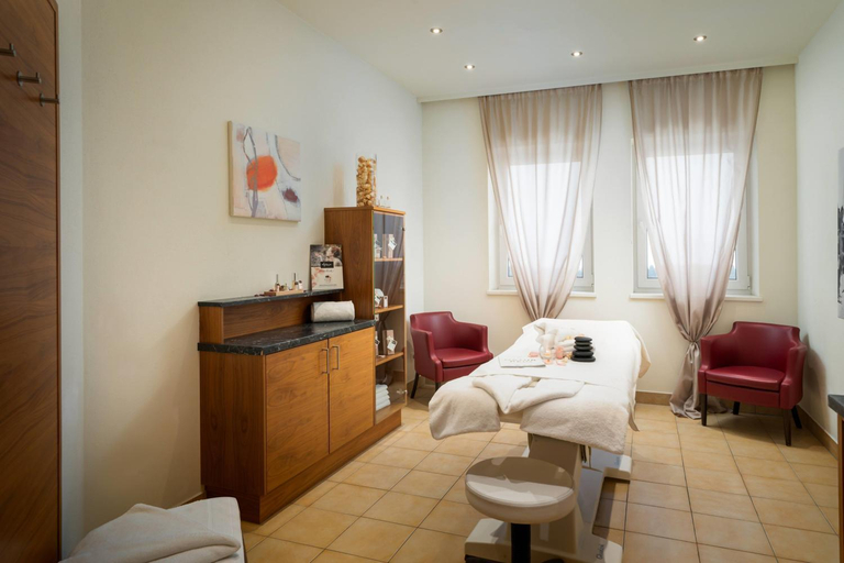 Bedroom 3, KUHOTEL Steinplatte, Trademark Collection by Wyndham, Kitzbühel