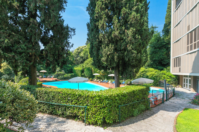 Pool 3, Hendrik Vittoriale Lake View Shared Pool, Brescia