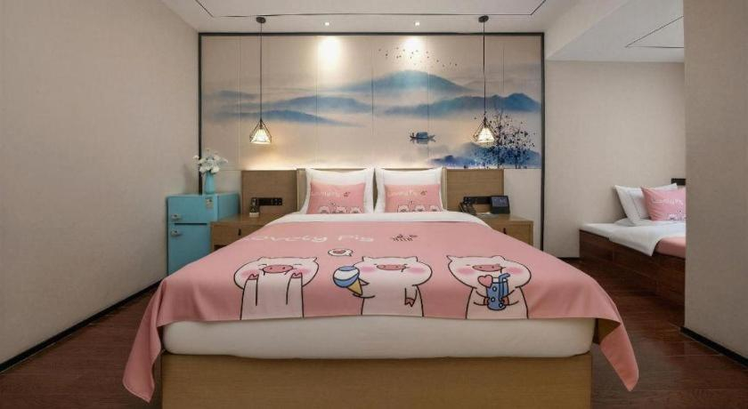 Bedroom 2, Xiamen Seashine Lakeview Hotel, Xiamen