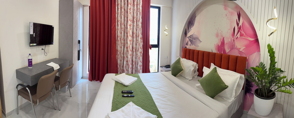 Room 2, The Tree Hotel Ravet, Pune