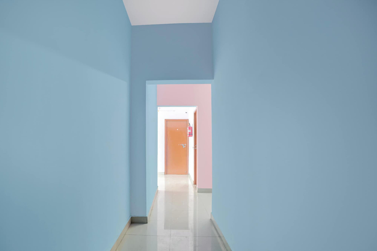 Interior 4, Collection O ChengalpattuRailwayJunction, Kancheepuram