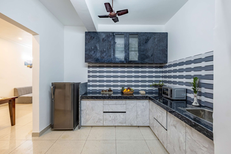 Room 4, Smart 2bhk at Lakecity Apartments by Viraalay, Udaipur