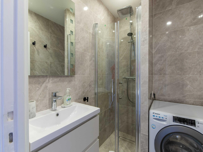 Bathroom 3, Beautiful equipped apartment in downtown Deauville 4P/1BR, Calvados