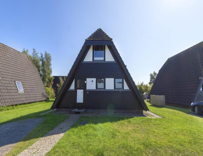 Primary image, Nurdachhaus in Burhave, Wesermarsch