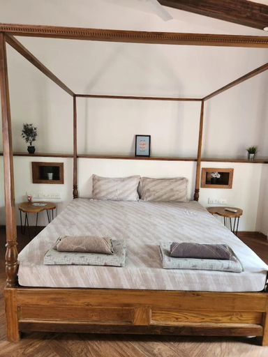 Room 4, The Chira House, Raigarh