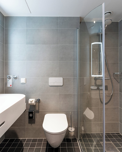 Bathroom 3, Thon Hotel Ålesund, Ålesund