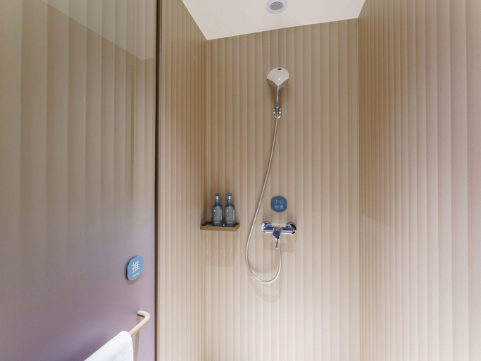 Bathroom 3, Hanting Hotel Shenyang Railway Station, Shenyang