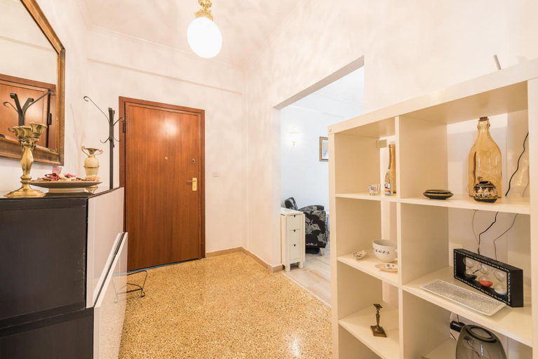 Bedroom 1, Fresh and Clean apt for 6 in Koukaki, Attica