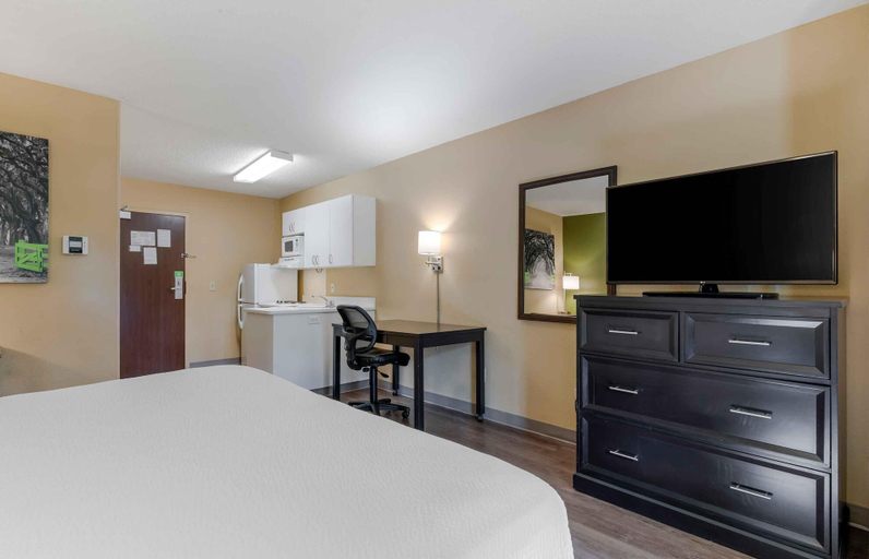Bedroom 3, Extended Stay America Select Suites Atlanta Perimeter Hammon, Fulton