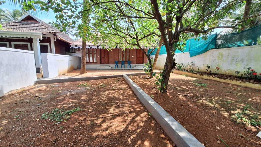 Property grounds 5, Kochi Riverside Homestay, Ernakulam