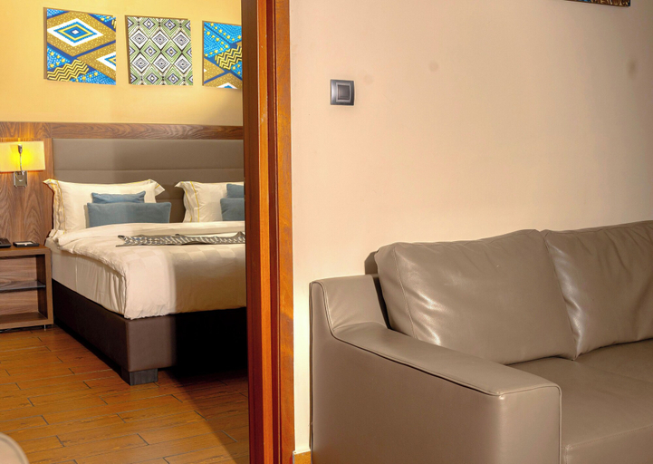 Bedroom 4, Hotel La Falaise Bonapriso, Wouri