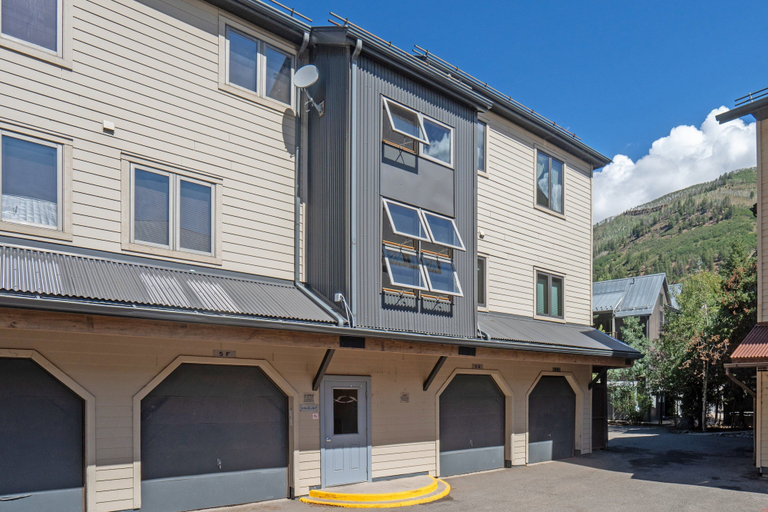 Exterior 3, Sunset Vista 3 Bedroom Condo, San Miguel