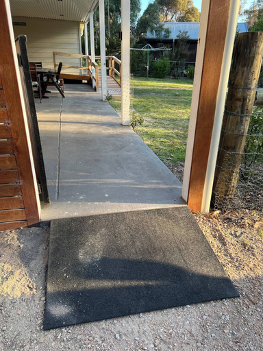 Terrace/patio 2, Burrunan Retreat Raymond Island, E. Gippsland - Bairnsdale