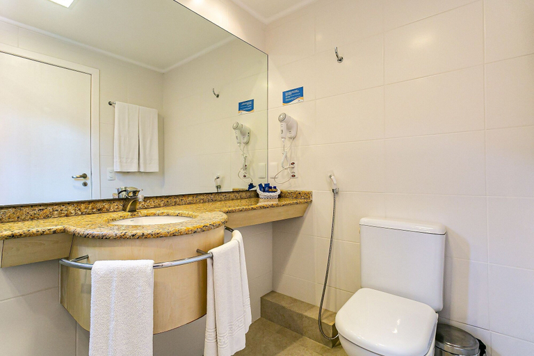 Bathroom 5, Suite w/ Sea/pool View Luxury Resort Jurere Jbv142, Florianopolis