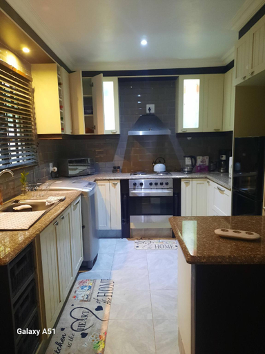 Kitchen 2, Cozy cottage with modern comforts, eThekwini