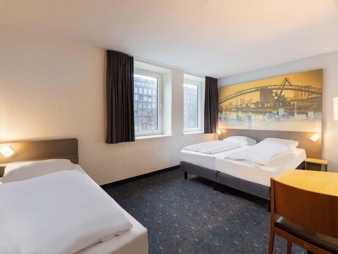 Bedroom 2, B&B HOTEL Duisburg Hbf-Nord, Duisburg