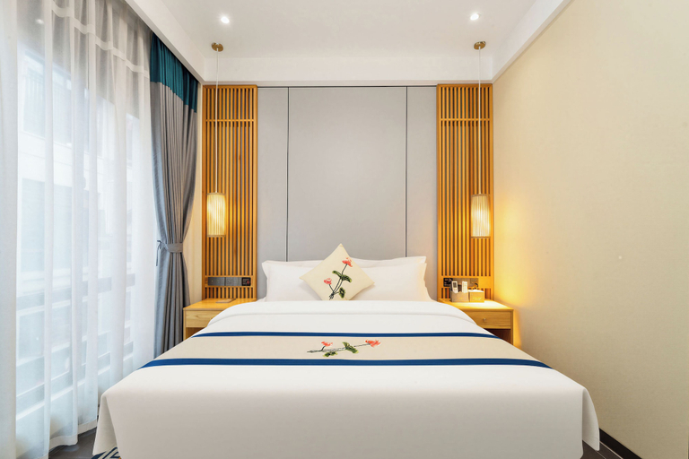 Room 4, bdgjgylzybgzd, Liuzhou