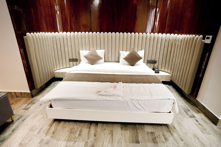 Room 4, Goldys Hotel Banquets & Restaurant, Hisar
