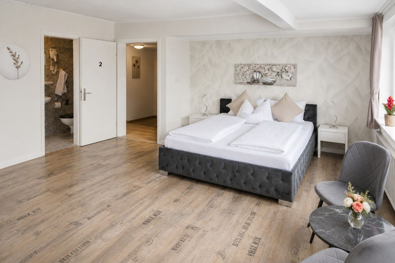 Bedroom 4, Schloßschenke, Birkenfeld