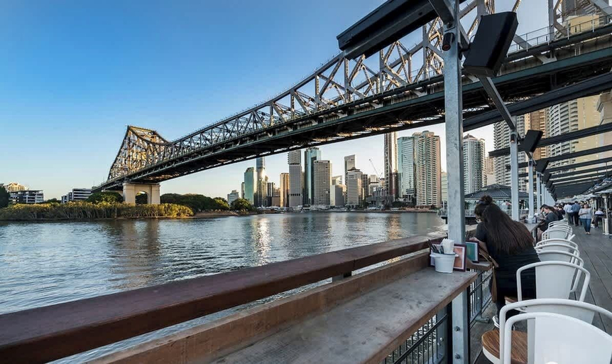 Interior 2, Stylish & Superb! 2bed/2bath/1car~ Walk to CBD, Spring Hill