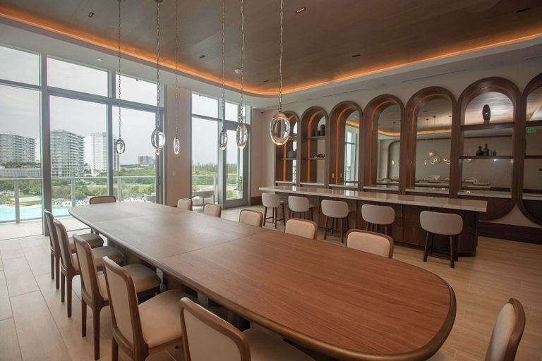 Dining 4, Breathtaking water views - North Miami, Miami-Dade
