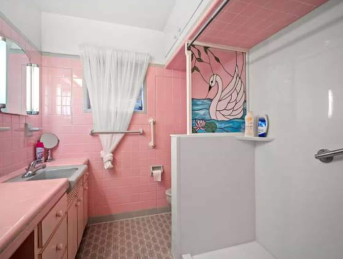 Room 5, 3BR Pool Home for 8 Easy Access to I-75 and I-4, Hillsborough