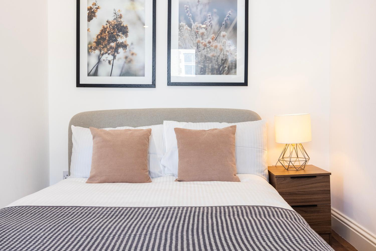 Bedroom 3, Earl's Court Residence, London