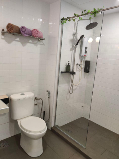 Bathroom 3, SunKissed Paradise Homestay I @ Marina View Villas PD, Port Dickson