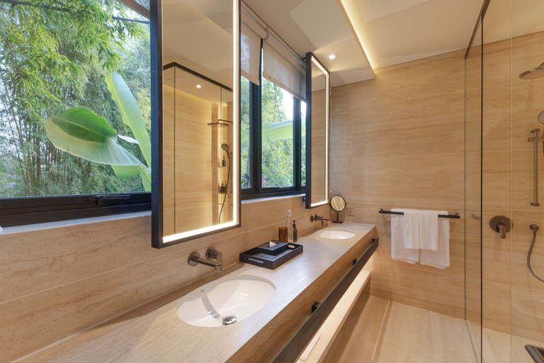 Bathroom 2, The Elan by OXO, Badung