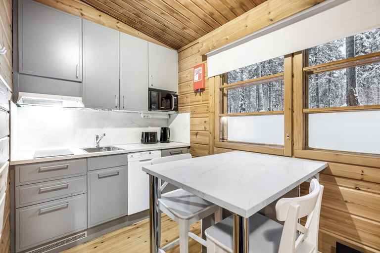 Private kitchen 4, Lapland Fellas Studios Äkäslompolo, Lapland