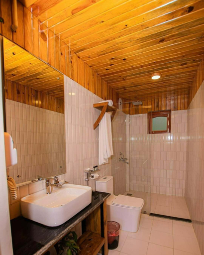 Bathroom 5, Harness Zipline And Adventure Resort, Dhaualagiri