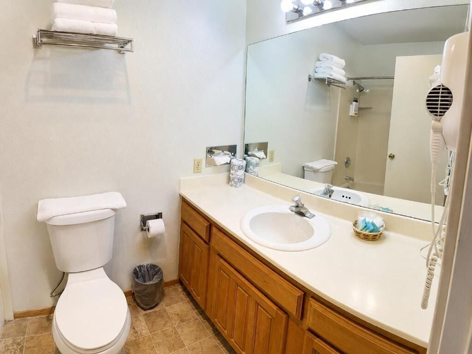 Bathroom 3, Hotel 191 Downtown Moab, Grand