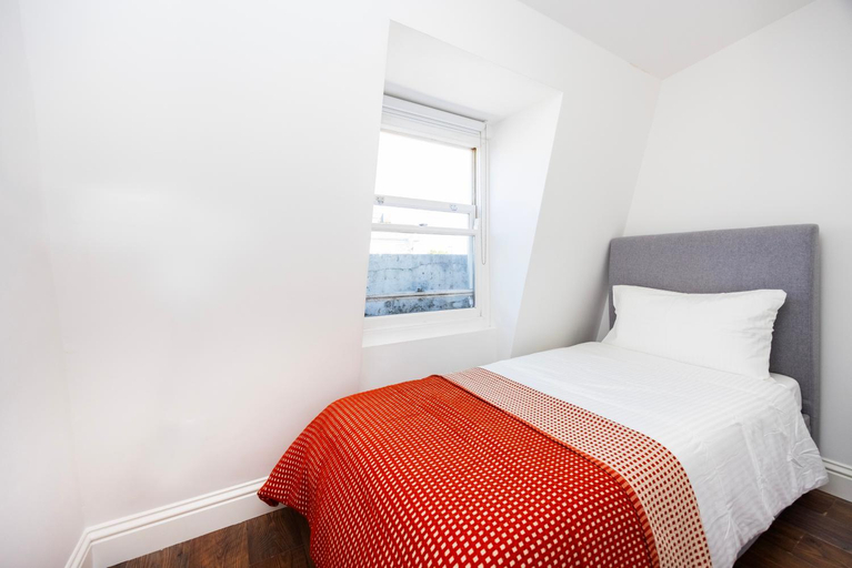 Bedroom 4, Earl's Court Residence, London