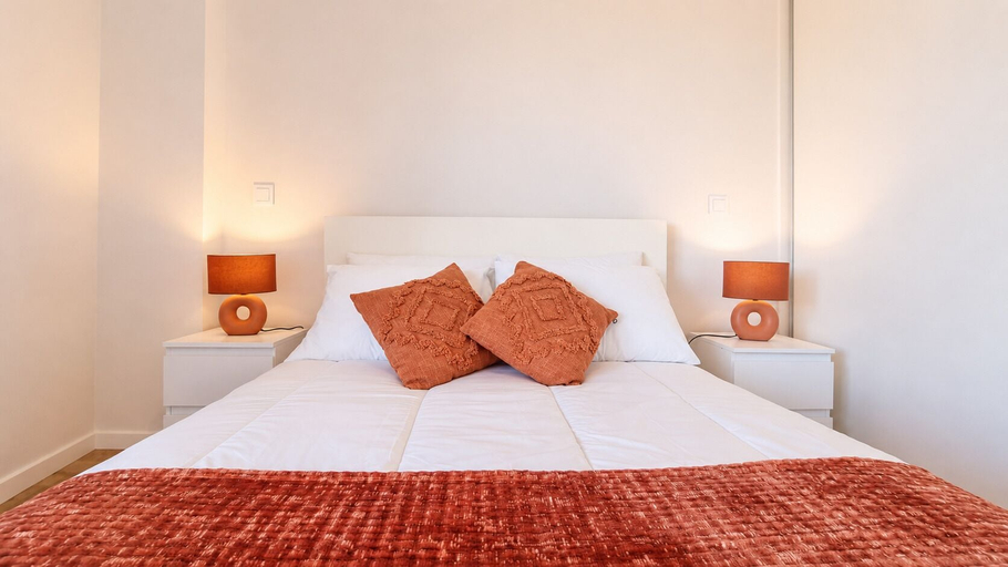 Room 5, Vanguard View Apartment, Câmara de Lobos