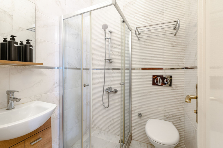 Bathroom 5, Felicity Palace Sirkeci, Fatih