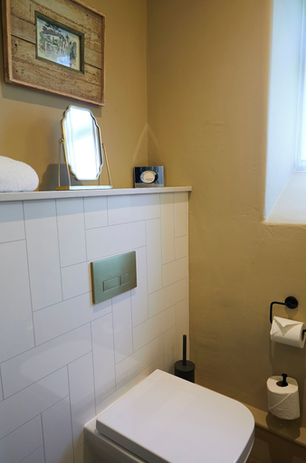 Bathroom 3, The Plough Scalby, North Yorkshire