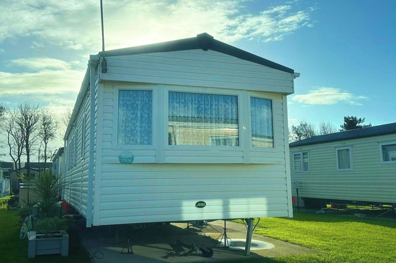 Exterior, Seaside Caravan Sleeps 7 - Pet Friendly Garden, Denbighshire