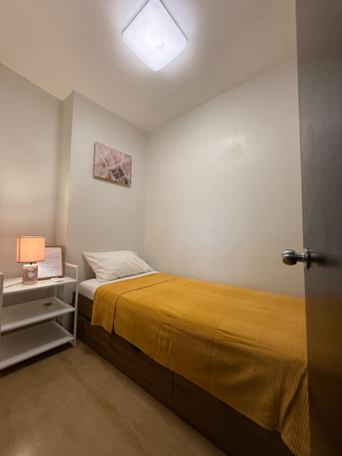 Bedroom, Mactan Cebu Guesthouse - ideal for friends & families, 3km from Mactan airport, Lapu-Lapu City