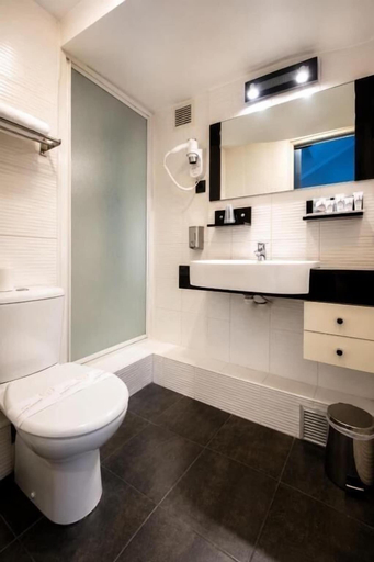 Bathroom 4, Hotel Migny Opera Montmartre, Paris