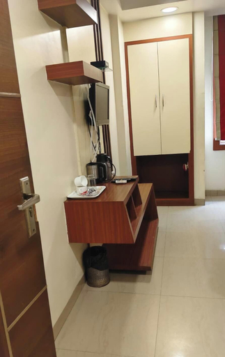Room 2, NIRVANA HOTEL, Varanasi