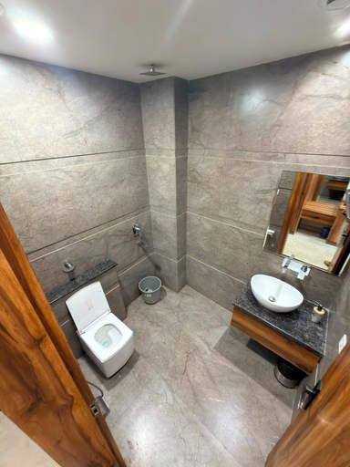 Bathroom 5, Hotel Majestic Heights, Agra