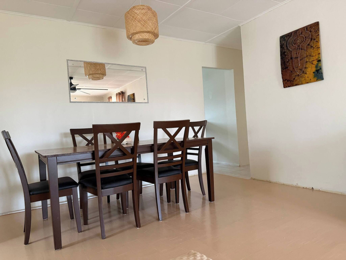 Dining room, Hy-de-way 3BR Near Miami Beach & Oistins