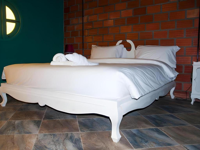 Bedroom 4, Casacool Hotel, Takua Pa