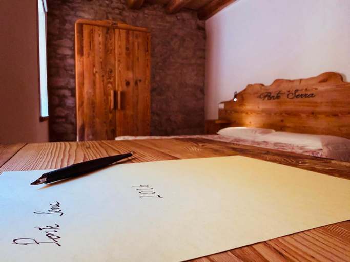 Bedroom 2, Locanda Ponte Serra, Belluno