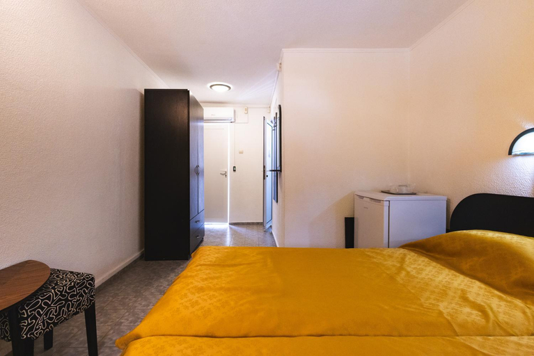 Bedroom 3, Casa Galbena Paflora Saturn, Mangalia