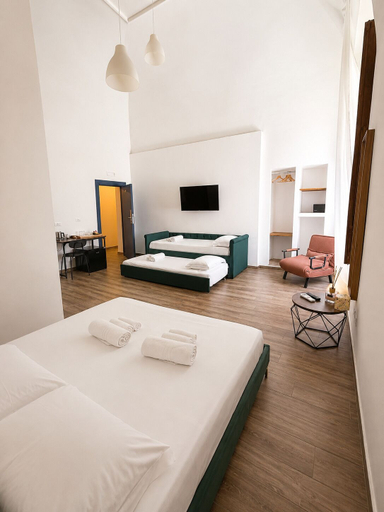Bedroom 4, Palazzo Belmosto, Napoli