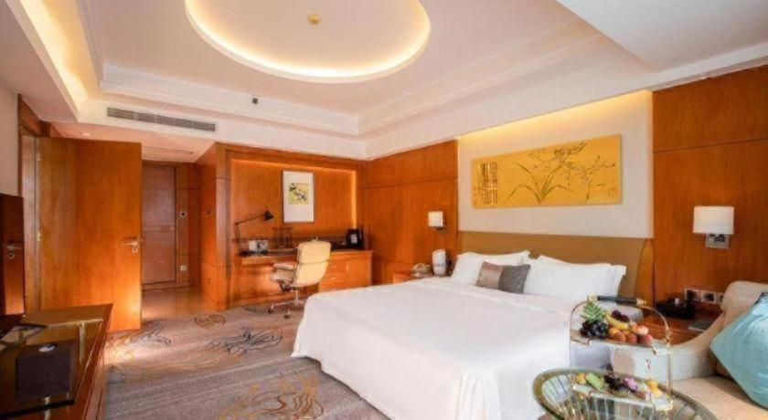 Bedroom 3, Fuyang International Trade Centre Hotel, Hangzhou