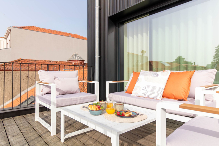 Terrace/patio 3, Rosário 244 by LovelyStay, Porto