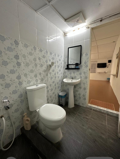 Bathroom, Ruma, Kuantan